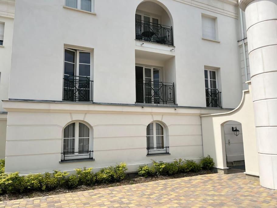 Superbe Appartement Tres Confortable Серри Экстерьер фото